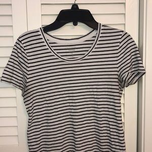 white and black striped shirt from gap